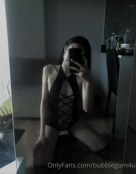 bubblegum4u modèle adulte photos