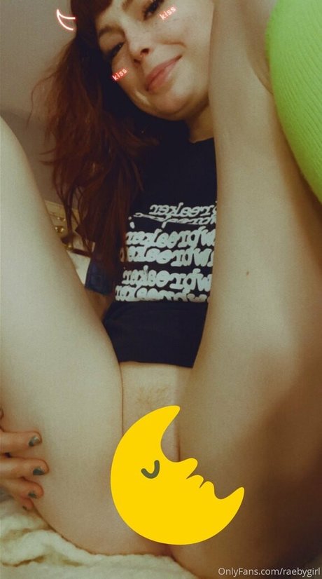 raebygirl modèles nus des photos