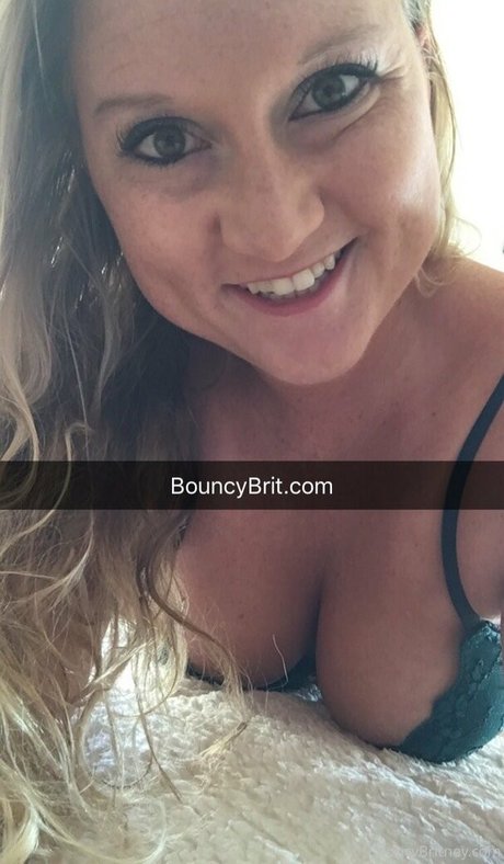 bouncybritneyvip nus étoiles img