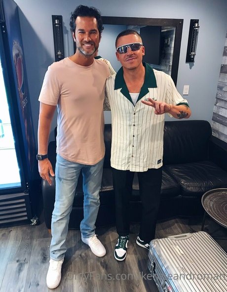 rousse giclée onlyfans gratuit sympa des photos