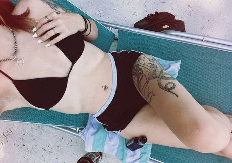 emusnotdeadpremium jolie étoile galerie