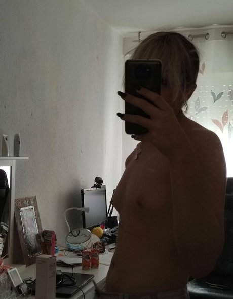 béance anale uniquementfans belle nue archive