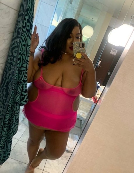 blackddmambaa actrice adulte photos