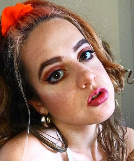 fans de gothique asiatique uniquement haut por image