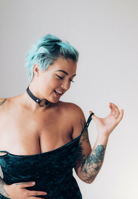 lesbiennes aux gros seins onlyfans porno xxx archive