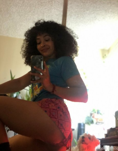 nu nu onlyfans chaud et sexy image