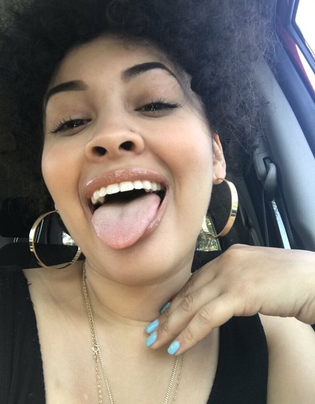 footjob pour ados uniquementfans xxx img