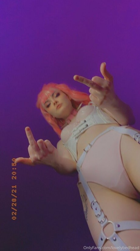 lovelybedhead étoile xxx photos