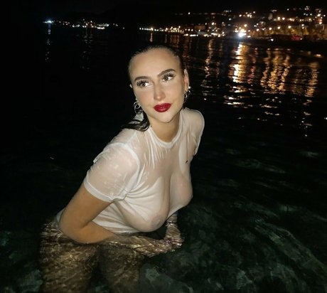 emma sofia nielsen mannequin photo