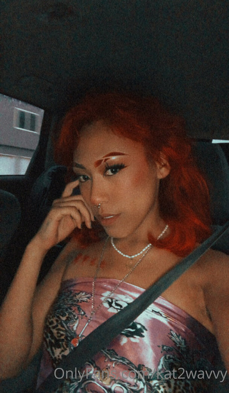 kat2wavvy étoile chaude archive