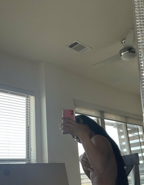 vvkayb actrice exclusive photo