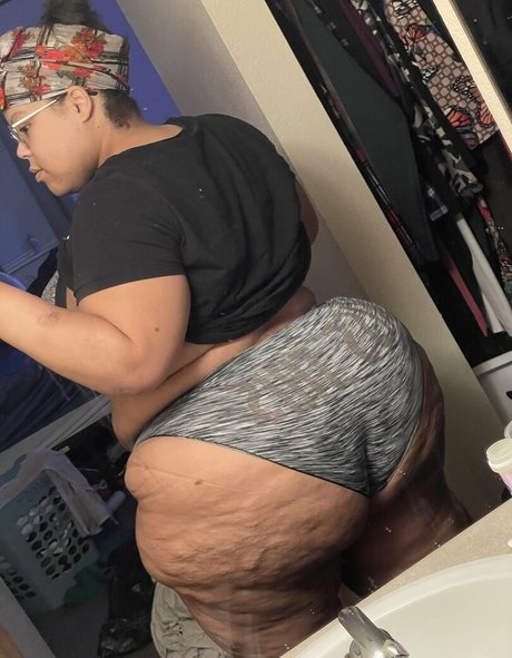 ayannacharelle étoile de l'art images