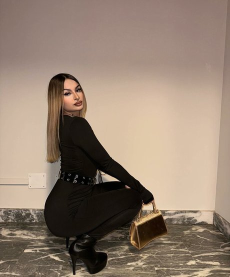 aliih hx actrice de nus img