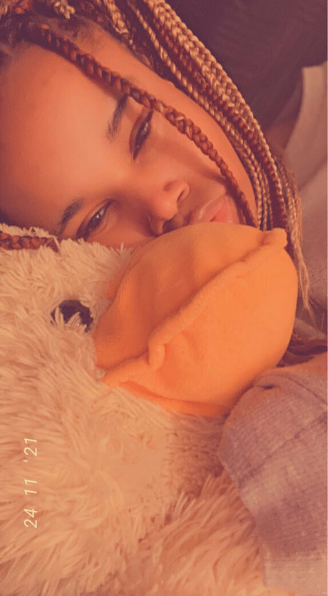 fans de grandes filles uniquement érotique xxx archive