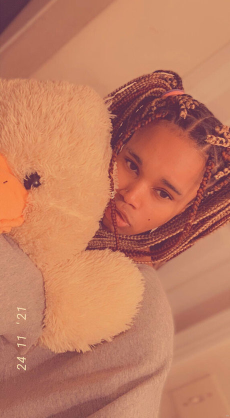 adorer onlyfans haut érotique image