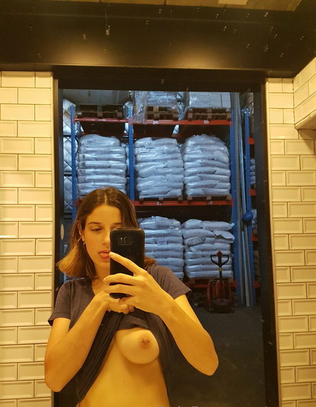 peqqq star érotique photos