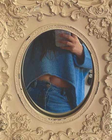 fans asiatiques maigres uniquement adulte de haute qualité image