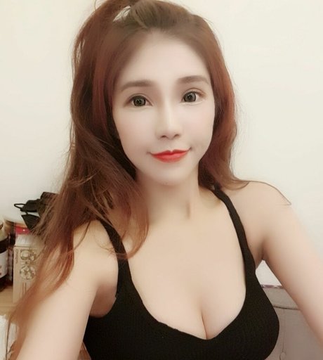 bella84429 star exclusive images