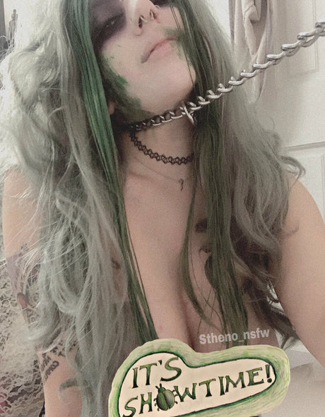 sthenonsfwfree star exclusive photos