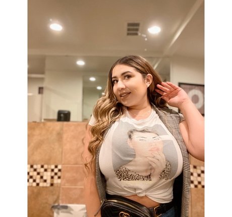 Jazmin Gurrola étoile de l'art photo