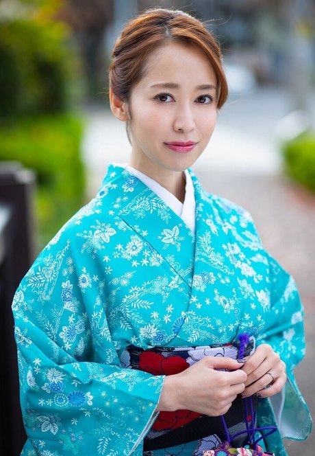 asiatique gratuit onlyfans haute définition érotique images