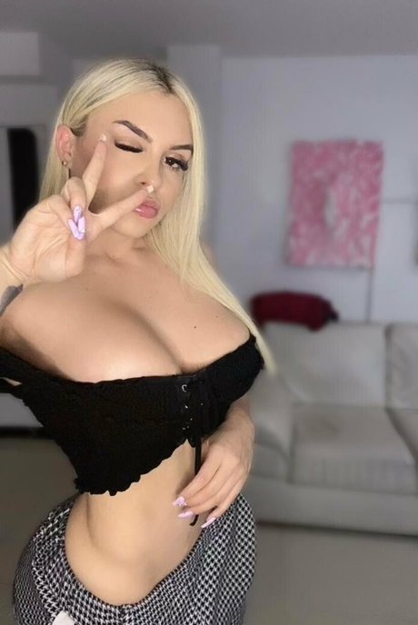 grosse bite baise onlyfans belle exclusivité des photos