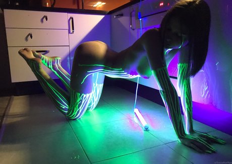 SuccubusNya haut modèle des photos