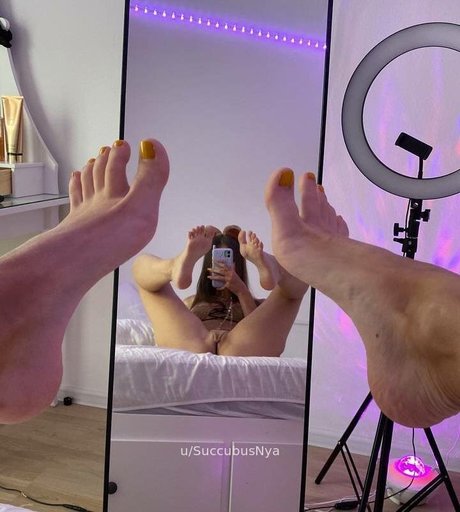 SuccubusNya meilleure star du porno photo