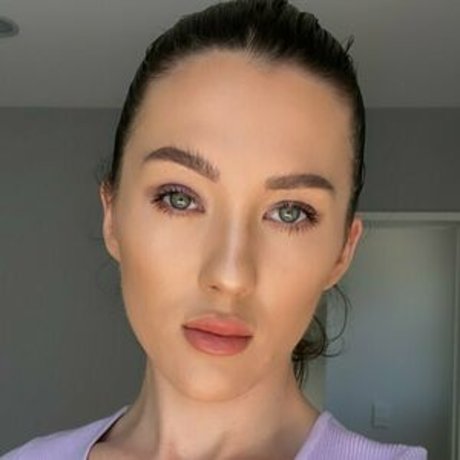 demilouxox modèle chaud collection