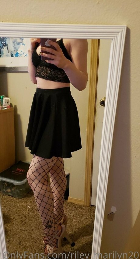 riley marilyn20 modèle parfait photo