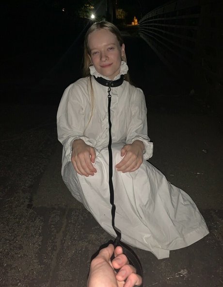 fille courbée dà côté onlyfans meilleur porno galeries