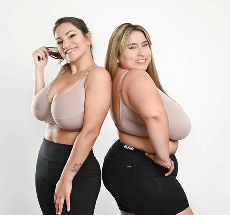 Agustina Guz modèle pornographique image