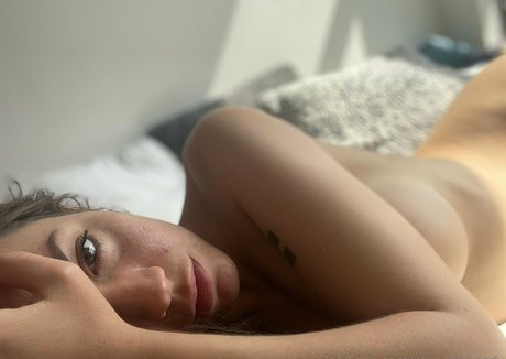 ravenkennedy modèle gratuit galeries