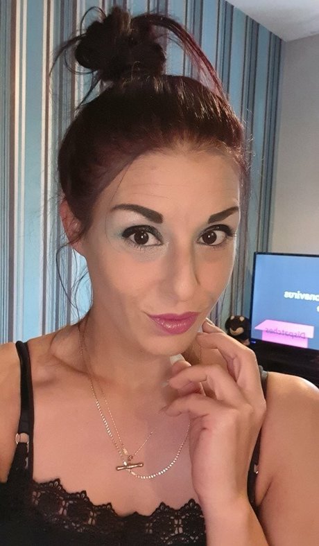 naughtyrebecca1 star exclusive des photos