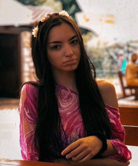 Kristina Djedovic art de star du porno des photos