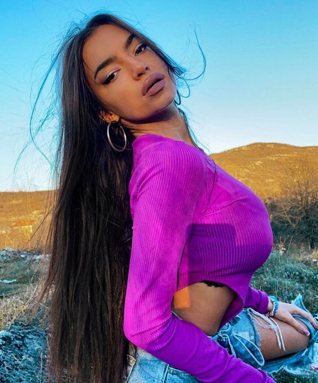 Kristina Djedovic modèle érotique photos