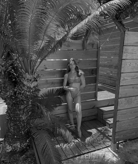 Brittany Flemming modèles nus galeries