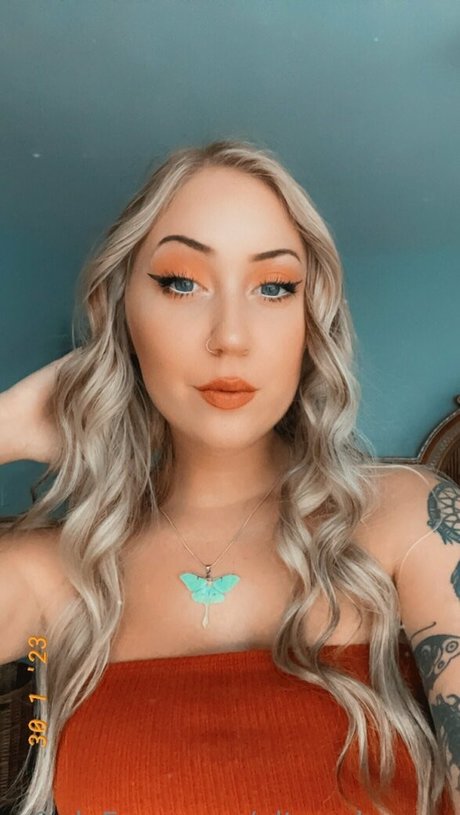 alteredgypsy star du porno sympa des photos