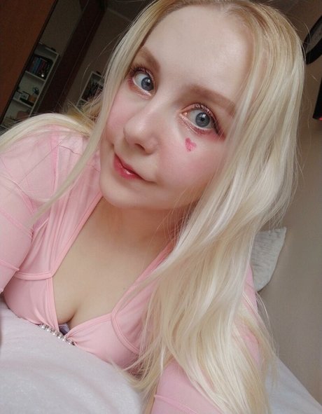 aestheticusernameuwu modèle de sexe img