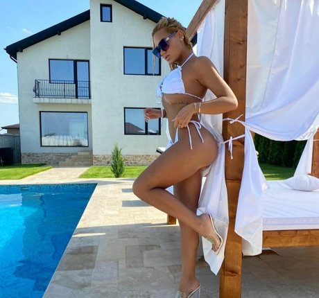 épouse arabe onlyfans beau haut img