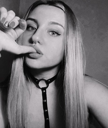 Katherina Lewczuk étoile hd des photos