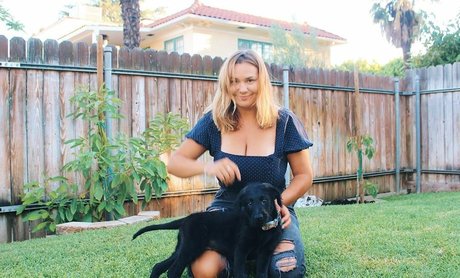 Julia G actrice exclusive images