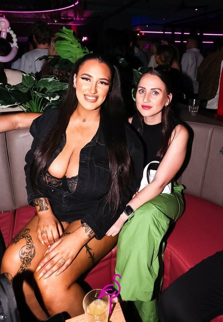 adolescents jeunes onlyfans belle érotique img