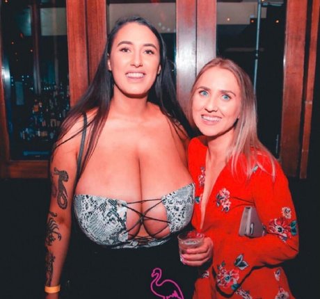 Jayme Lee modèle pornographique img