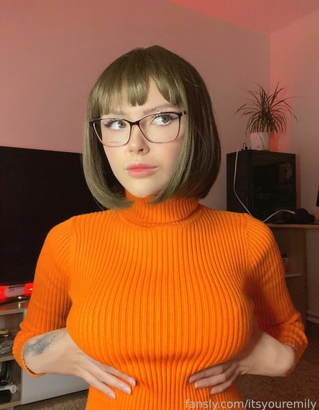 itsyouremily art modèle archive