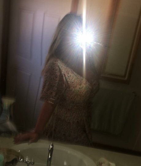 Emily J star du porno parfaite collection