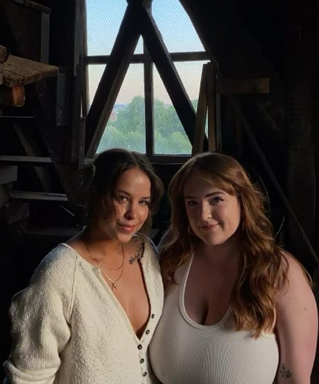 cuisses épaisses onlyfans plutôt meilleur img