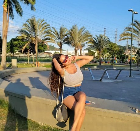 blonde en forme onlyfans beau haut photo