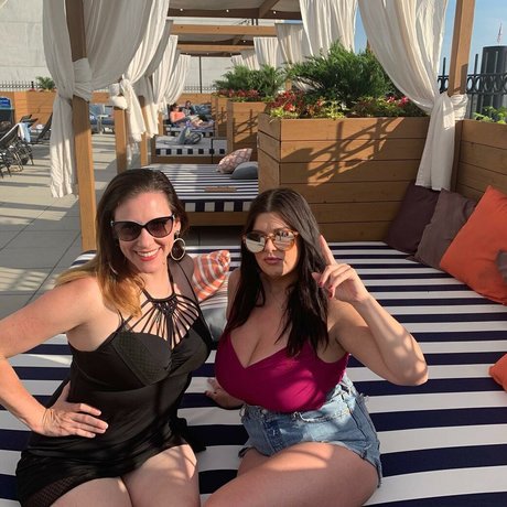 Terrisa Bukovinac nus star du porno photos