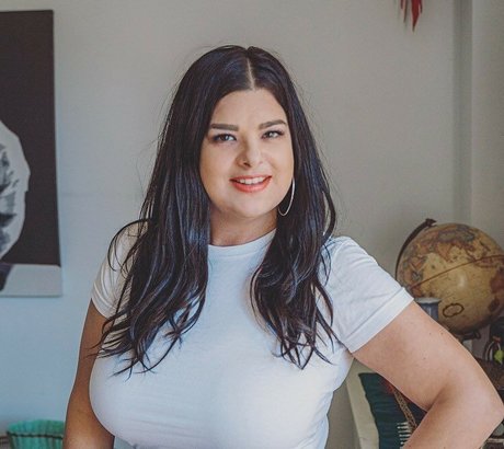 Terrisa Bukovinac étoile de l'art img